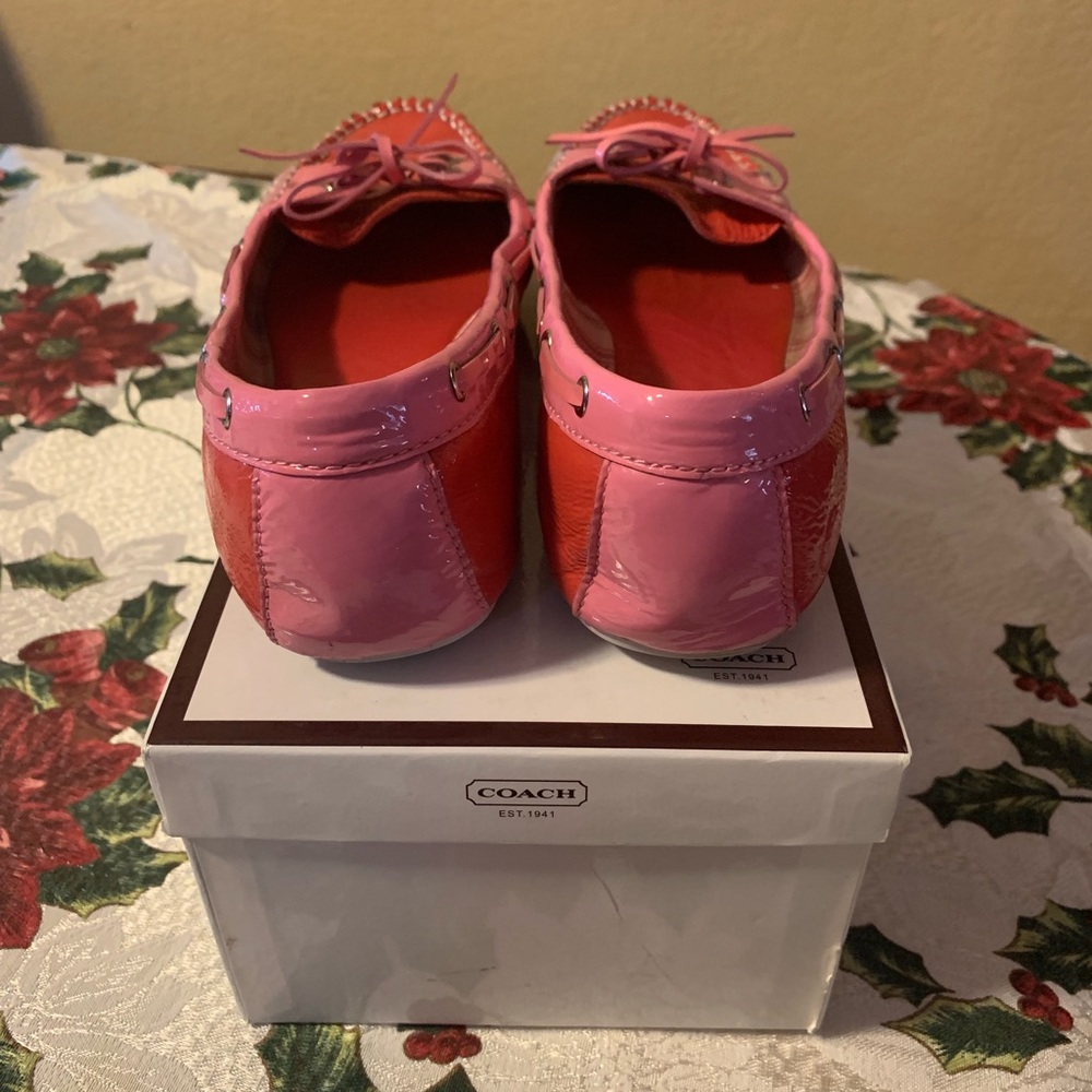 Coach flats